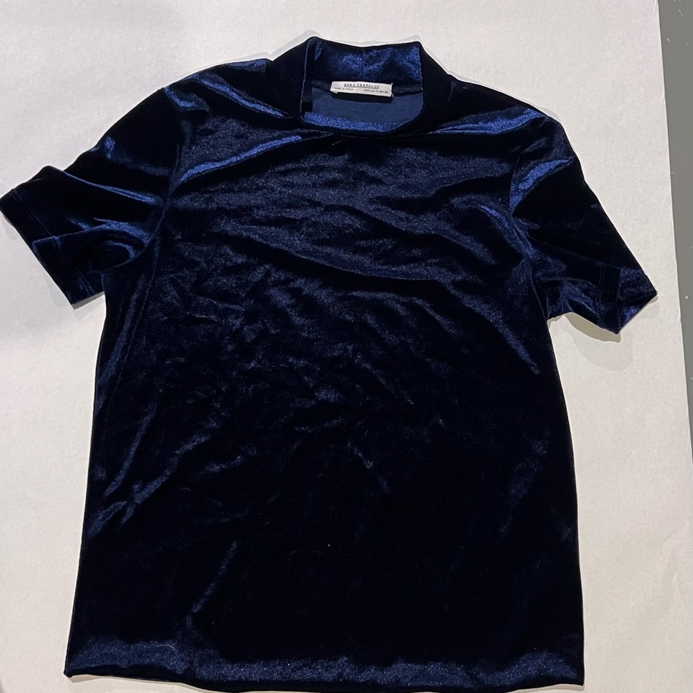 Zara Women’s Blue Velvet Short-Sleeve Mock Neck Shirt